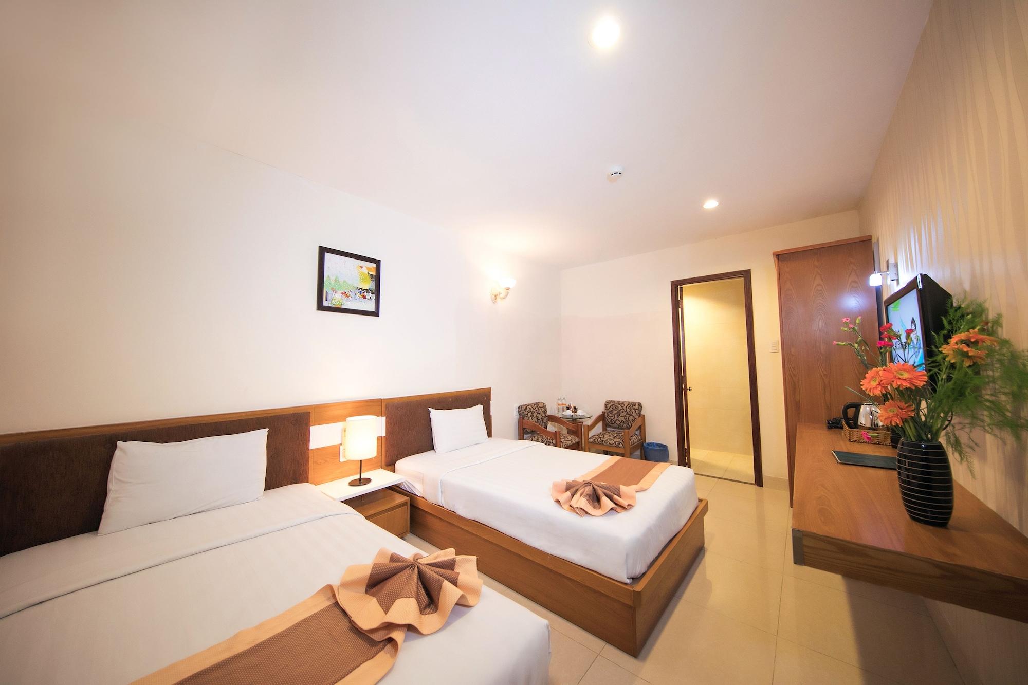 Valentine Hotel Saigon - Bui Vien Street Хошимин Екстериор снимка