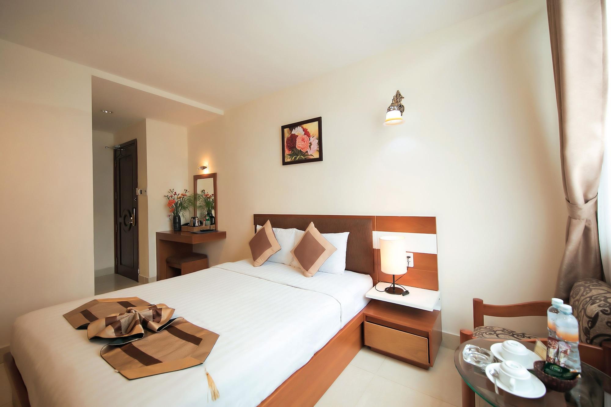 Valentine Hotel Saigon - Bui Vien Street Хошимин Екстериор снимка