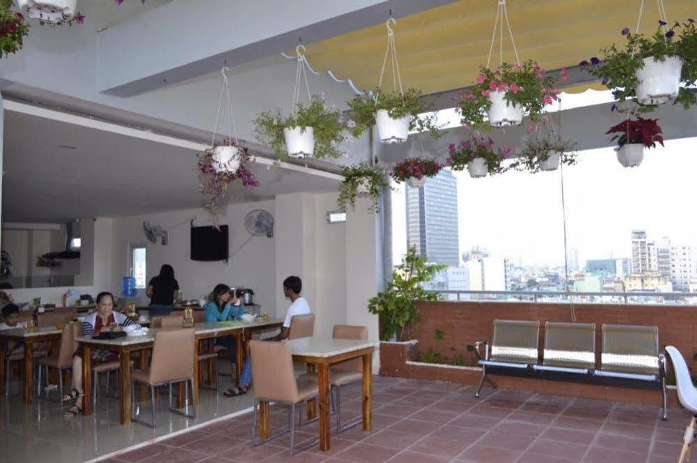 Valentine Hotel Saigon - Bui Vien Street Хошимин Екстериор снимка
