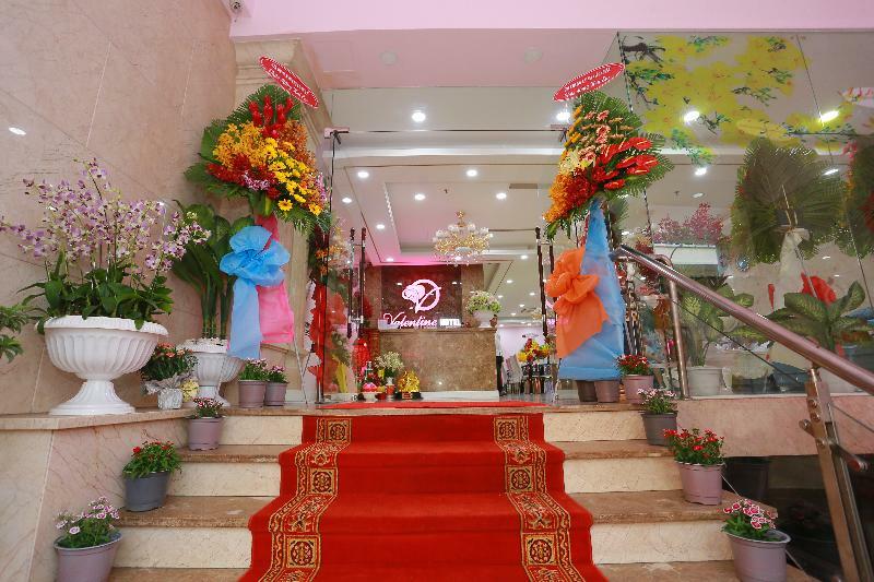 Valentine Hotel Saigon - Bui Vien Street Хошимин Екстериор снимка